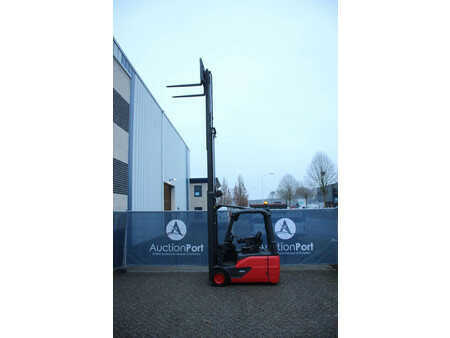 Eléctrico - 4 rodas 2017  Linde E16-02 (27)