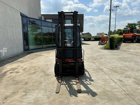 Wózki gazowe 1999  Linde H18T-02 (2)
