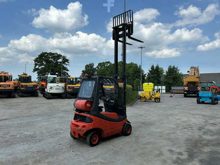 Wózki gazowe 1999  Linde H18T-02 (30)