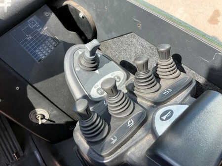 Treibgasstapler 2012  Still RX 70-25T (13)