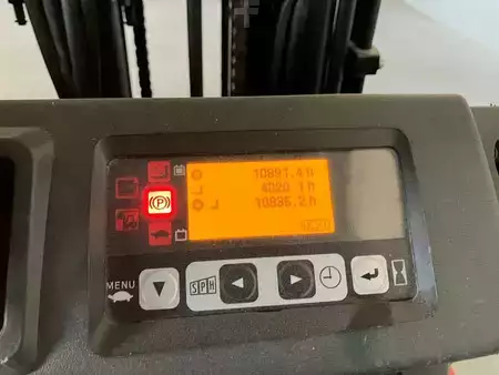 El truck - 4 hjulet 2015  Toyota 8FBET15 (14)