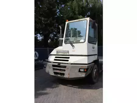 Trator de terminal 2002  Terberg YT180 (10)