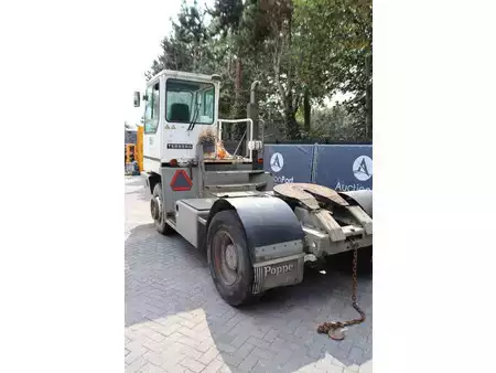 Trator de terminal 2002  Terberg YT180 (4)