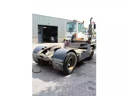 Trator de terminal 2002  Terberg YT180 (6)