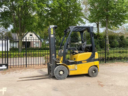 LPG Forklifts 2006  Yale GLP20SVX E2175 (1)