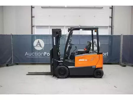 4-wiel elektrische heftrucks 2023  Doosan B25x-7plus (2)