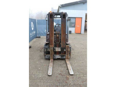 Carretilla elevadora GLP 1991  CAT Lift Trucks VC60DSA (8)