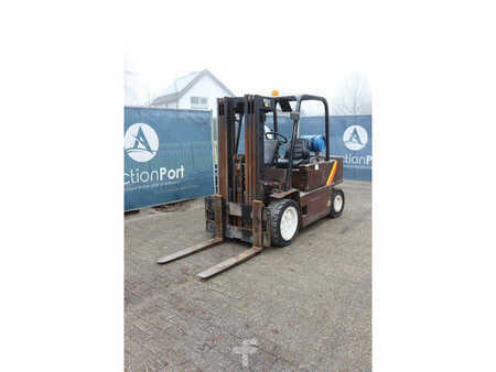 Carretilla elevadora GLP 1991  CAT Lift Trucks VC60DSA (9)