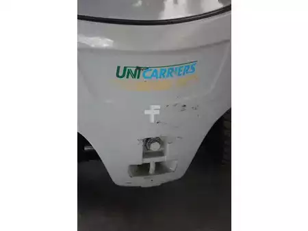 Chariots électriques à 4 roues 2015  Unicarriers JAG1N1L16Q (17)