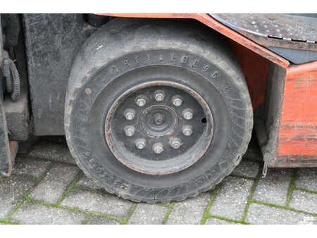 Eléctrico - 4 rodas 2014  Toyota 8FBMT30 (14)