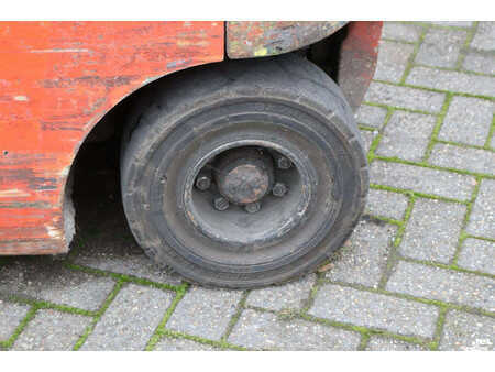 Eléctrico - 4 rodas 2014  Toyota 8FBMT30 (16)