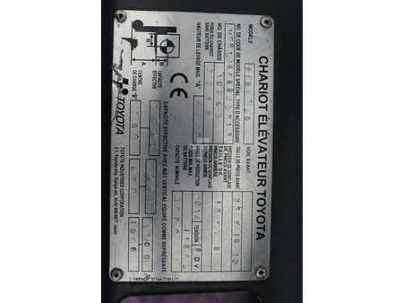 Eléctrico - 4 rodas 2014  Toyota 8FBMT30 (33)