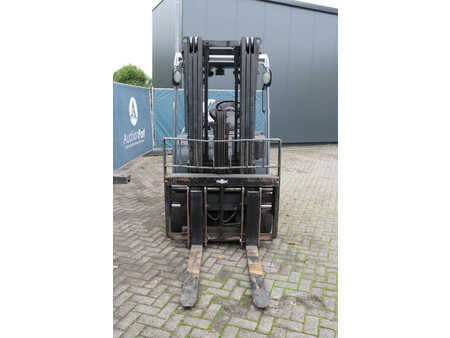 Eléctrico - 4 rodas 2014  Toyota 8FBMT30 (8)