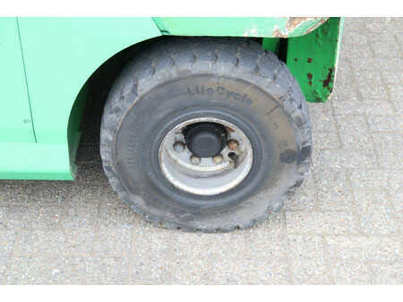 Elektro 4 Rad 2006  Cesab Mak 400 AC (13)