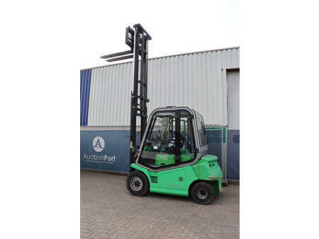 Elektro 4 Rad 2006  Cesab Mak 400 AC (24)