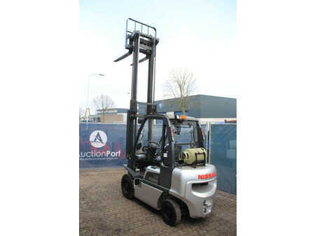 Carrelli elevatori GPL - Nissan 25 (28)