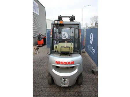 Carrelli elevatori GPL - Nissan 25 (4)