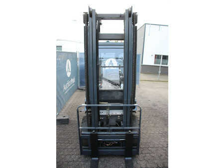 Carrelli elevatori GPL - Nissan 25 (7)