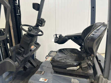 Elektro 4 Rad 2015  Toyota 8FBET13 (2)
