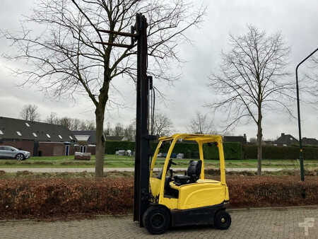 Elektryczne 4-kołowe 2017  Hyster J2.5XN (13)