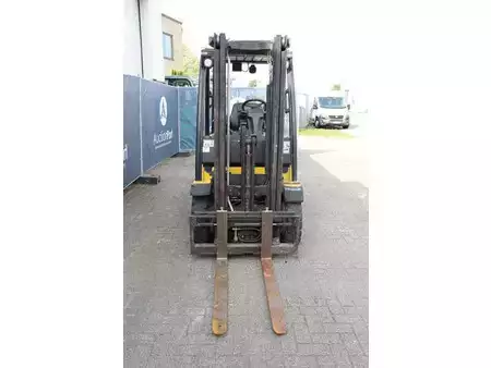 LPG Forklifts 2011  Yale GLP25VX F2170 (8)