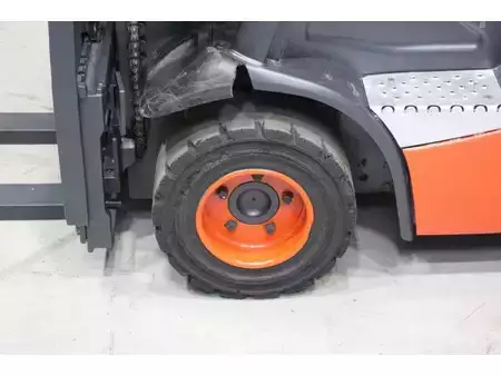 Diesel gaffeltruck 2015  Linde H18D-01 (14)