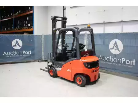 Diesel gaffeltruck 2015  Linde H18D-01 (3)