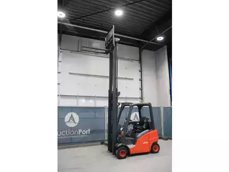 Diesel gaffeltruck 2015  Linde H18D-01 (30)
