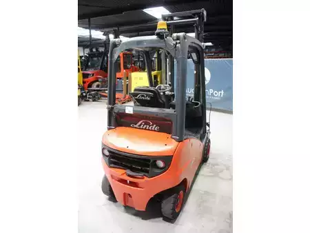 Diesel gaffeltruck 2015  Linde H18D-01 (5)