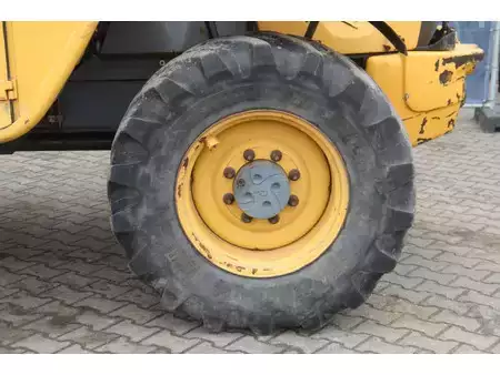 Teleskoptruck fast bom 2000  New Holland LM 410 (15)