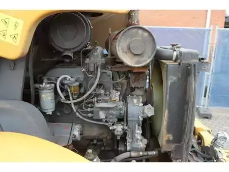 Teleskoptruck fast bom 2000  New Holland LM 410 (21)