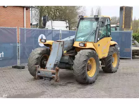 Teleskoptruck fast bom 2000  New Holland LM 410 (9)