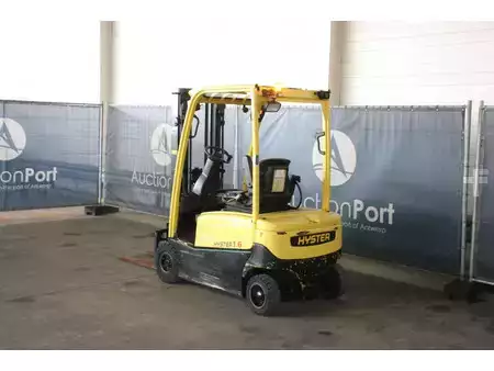 Elektro 4 Rad 2010  Hyster J1.6 XN (3)
