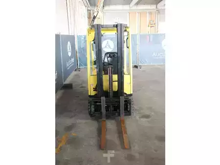 Elektro 4 Rad 2010  Hyster J1.6 XN (7)