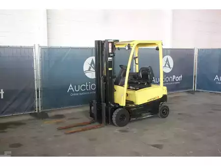 Elektro 4 Rad 2010  Hyster J1.6 XN (8)