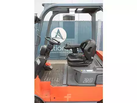 Elektro čtyřkolový VZV 2004  Toyota 7FBMF20 (21)