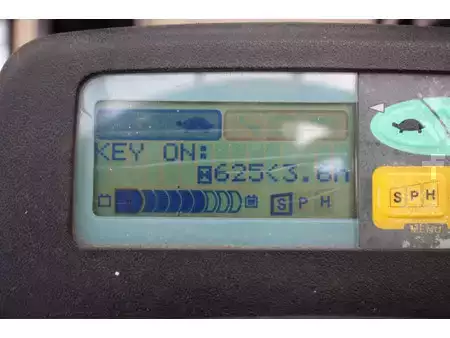 Elektro čtyřkolový VZV 2004  Toyota 7FBMF20 (27)