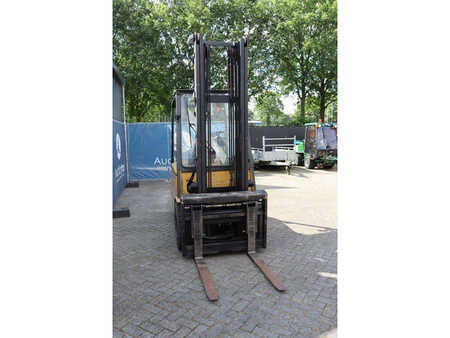 Elektrisk- 4 hjul 2004  CAT Lift Trucks EP30K (7)