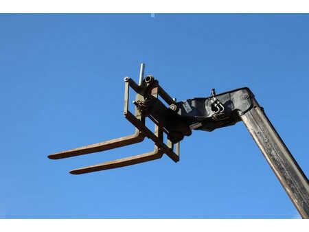 Sollevatori telescopici rigidi 2012  Manitou MT 625 (25)