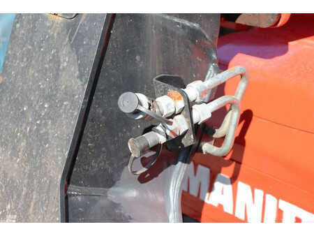 Sollevatori telescopici rigidi 2012  Manitou MT 625 (9)