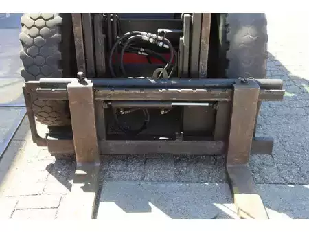 Empilhador a gás 2000  Manitou MSI 25 T (12)