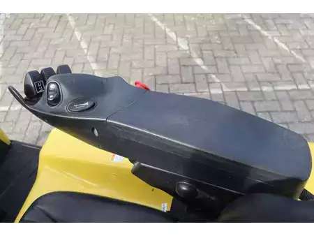 4-wiel elektrische heftrucks 2010  Hyster J2.0XN (26)
