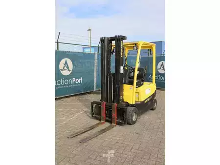 4-wiel elektrische heftrucks 2010  Hyster J2.0XN (8)