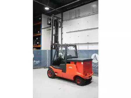 Elektrisk- 4 hjul 1998  Linde E48P-02 (28)