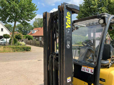 Diesel Forklifts 2006  Yale GDP25VX (10)