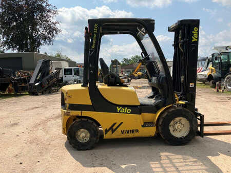 Diesel Forklifts 2006  Yale GDP25VX (6)