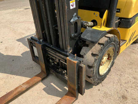 Diesel Forklifts 2006  Yale GDP25VX (9)