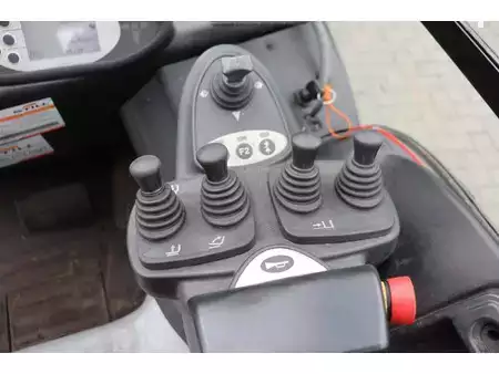 Carrelli elettrici 4 ruote 2019  Still RX60-25 (25)