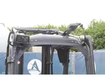 Eléctrica de 4 ruedas 2019  Linde E16P-02 (19)