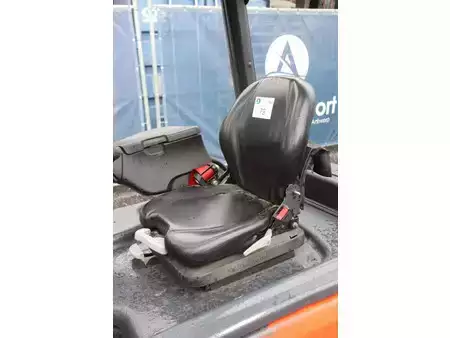 Eléctrica de 4 ruedas 2019  Linde E16P-02 (23)